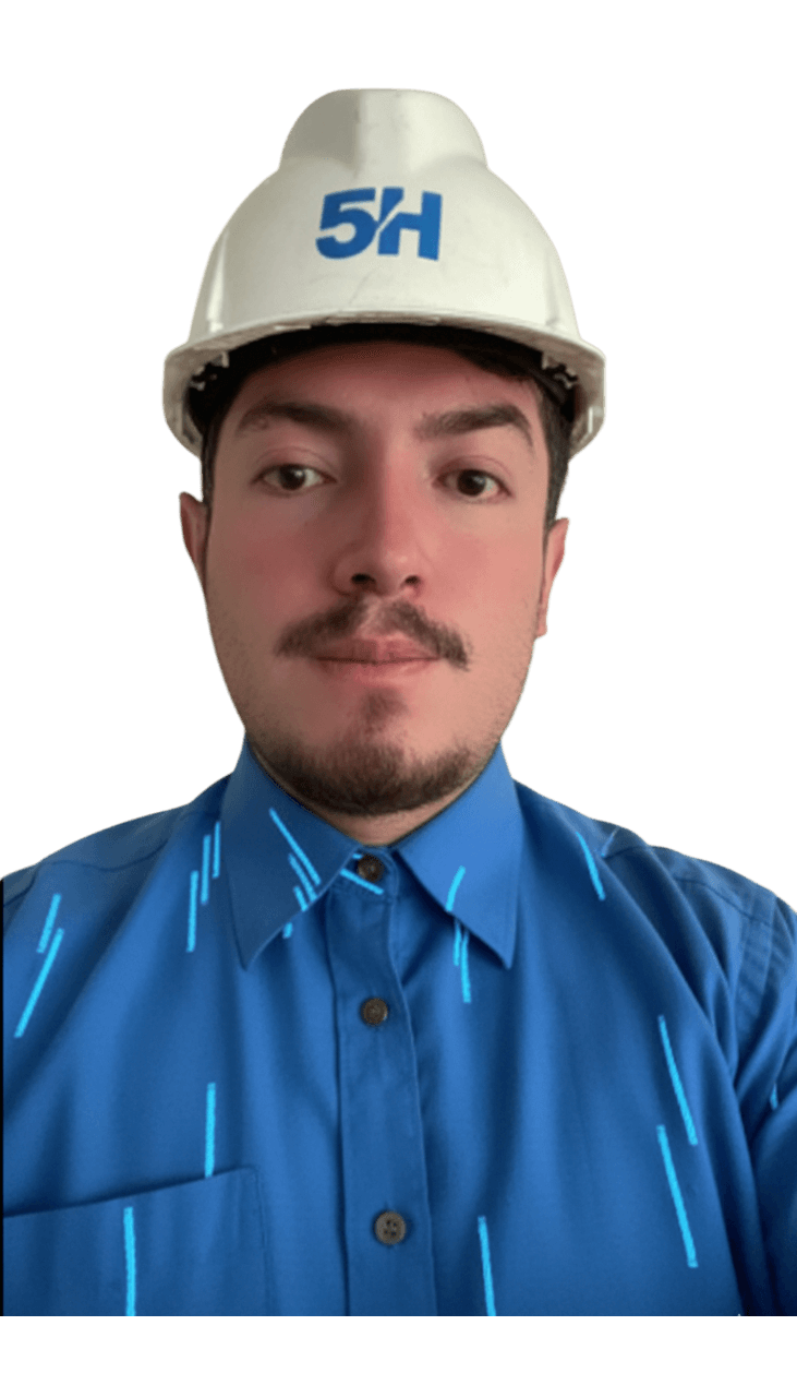 Fotografía de perfil de Bryan Cueva, Ingeniero de Minas y desarrollador.